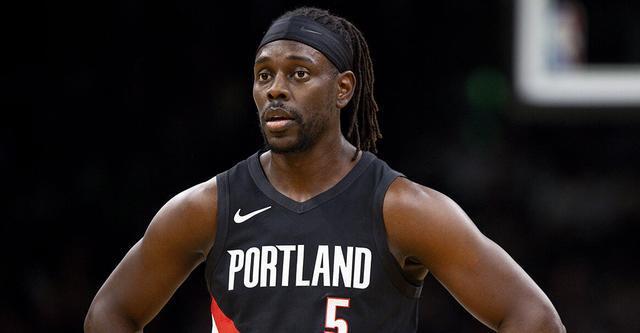 曝尼克斯有意引进霍勒迪 与布伦森搭档后场并吸引字母哥加盟