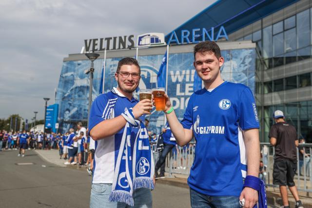 开云体育网页版入口-沙尔克主场迎来20周岁生日 球队被逼平德乙3场4分